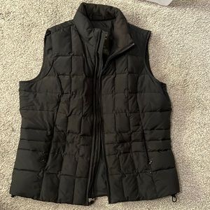 Eddie Bauer puffer vest